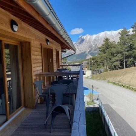 Appartement De Charme Dans Residence Avec Piscine La Joue Du Loup Saint-Étienne-en-Dévoluy Kültér fotó